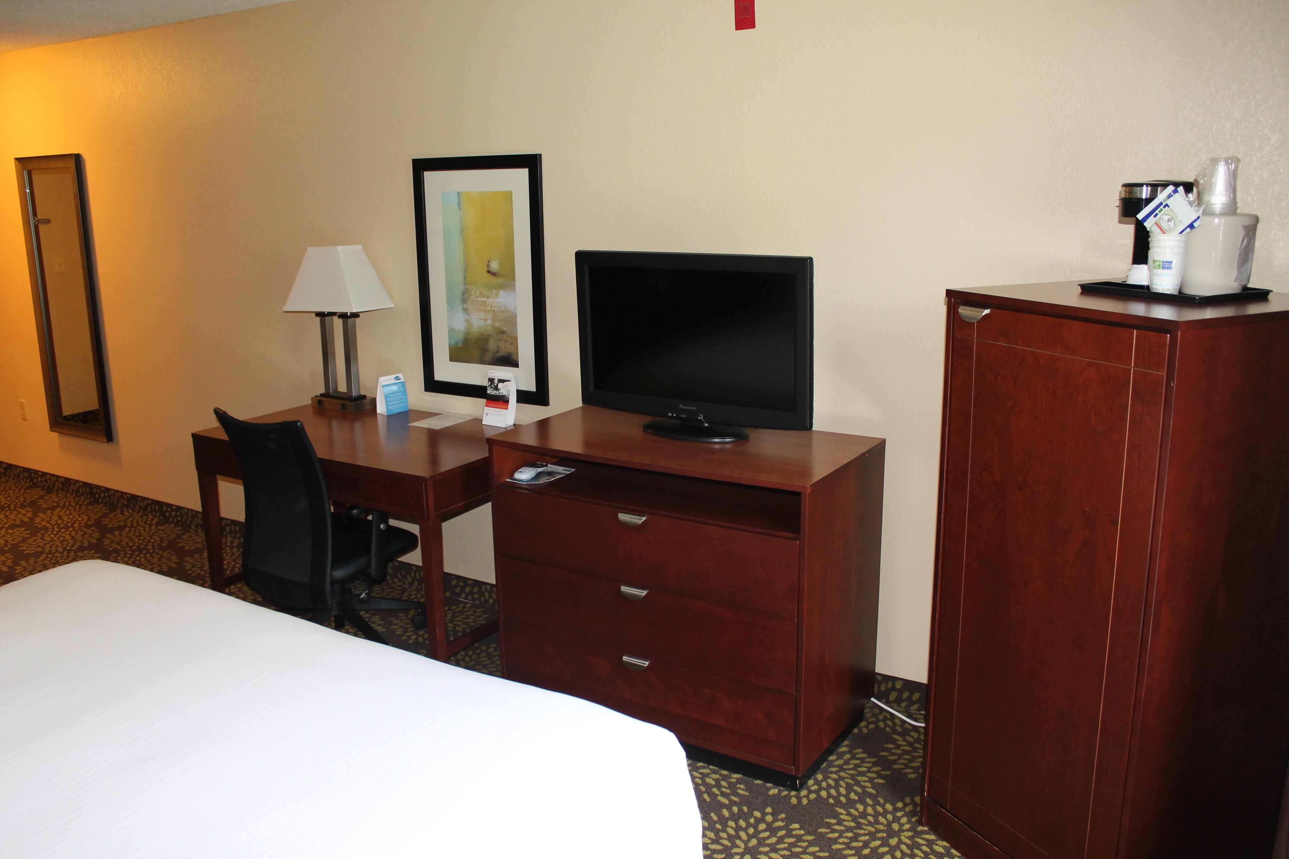 Holiday Inn Express Hotel & Suites Starkville, An Ihg Hotel Exteriör bild