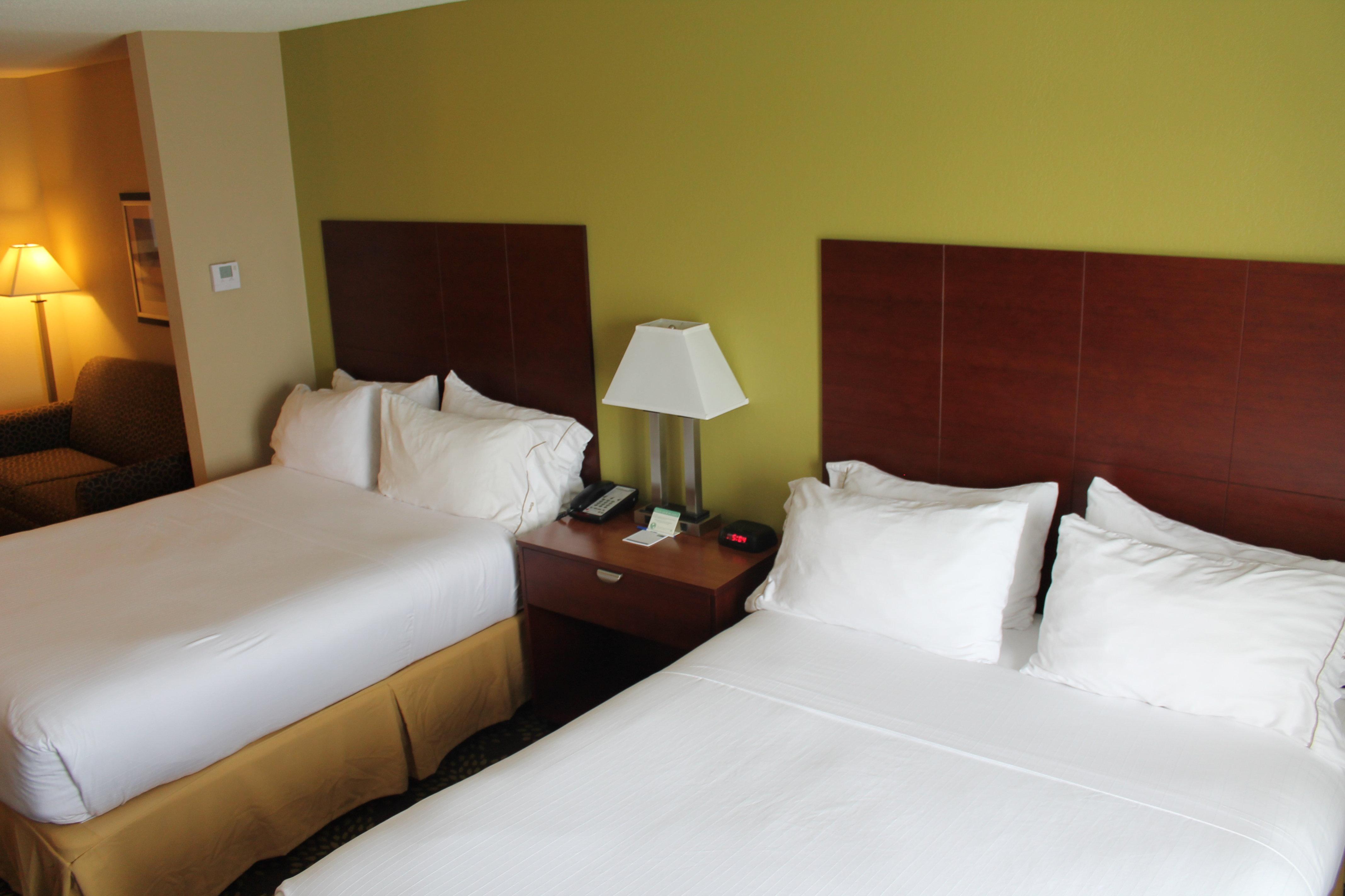 Holiday Inn Express Hotel & Suites Starkville, An Ihg Hotel Exteriör bild