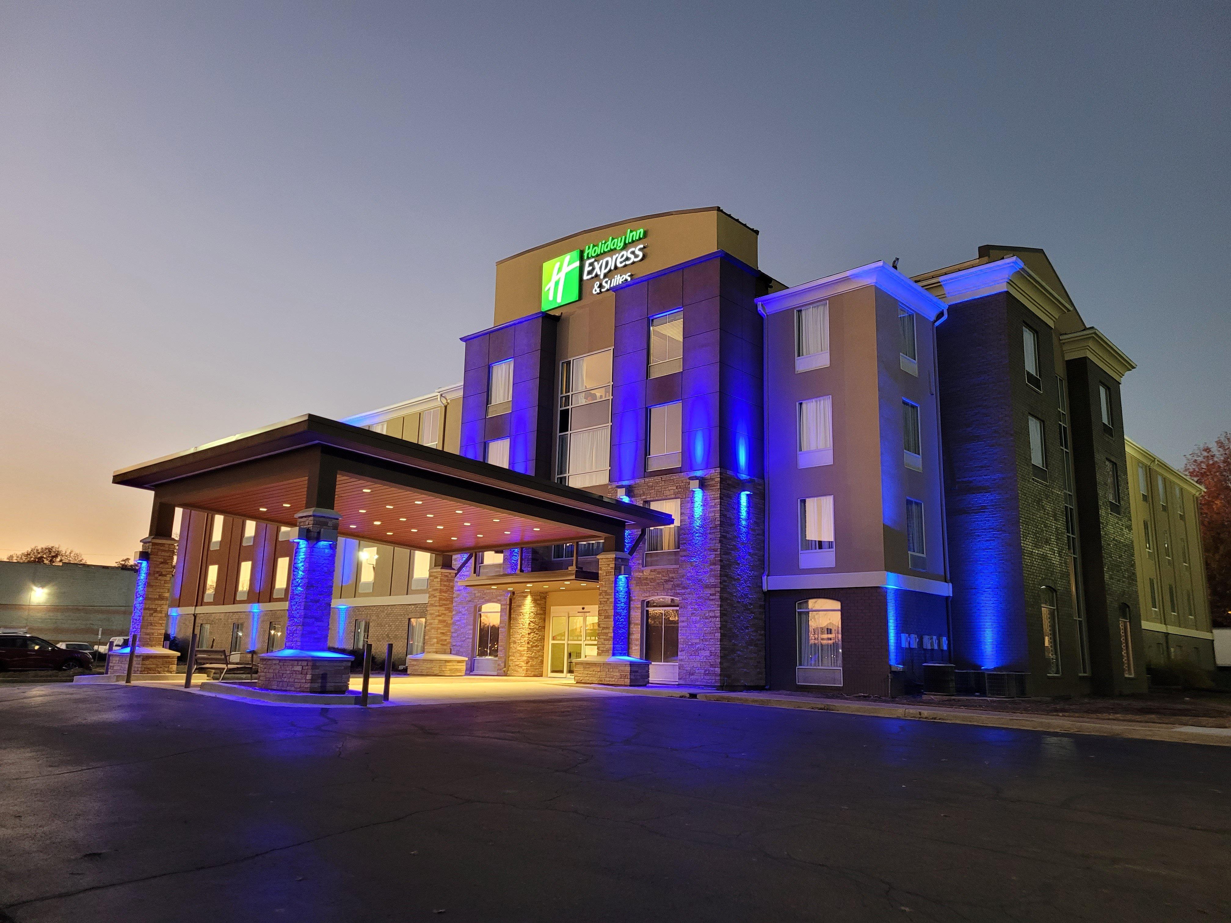 Holiday Inn Express Hotel & Suites Starkville, An Ihg Hotel Exteriör bild