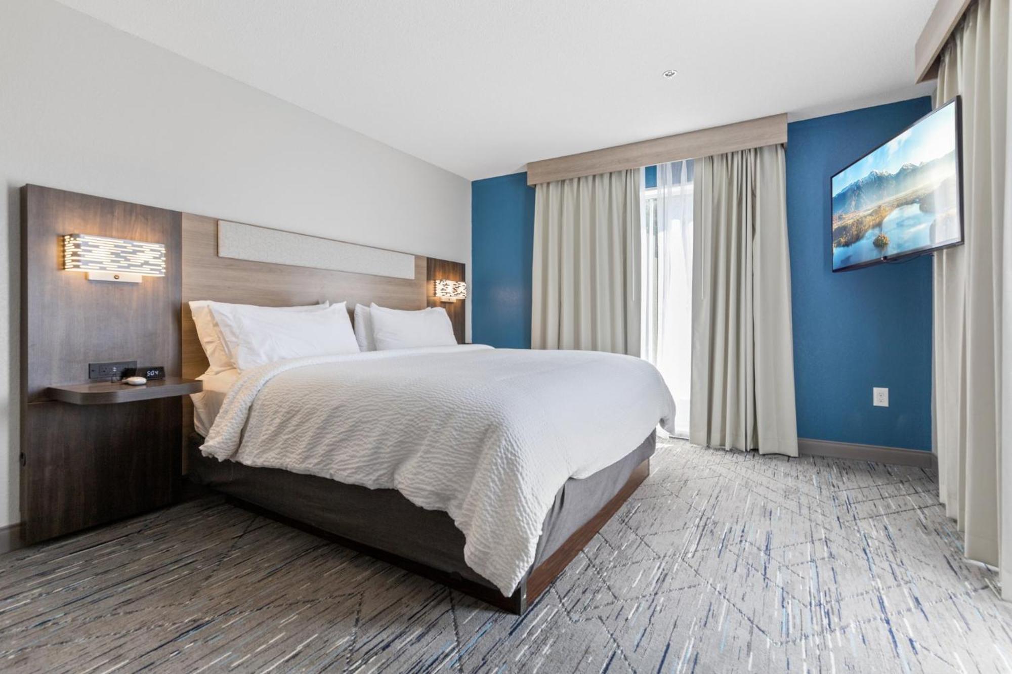 Holiday Inn Express Hotel & Suites Starkville, An Ihg Hotel Exteriör bild
