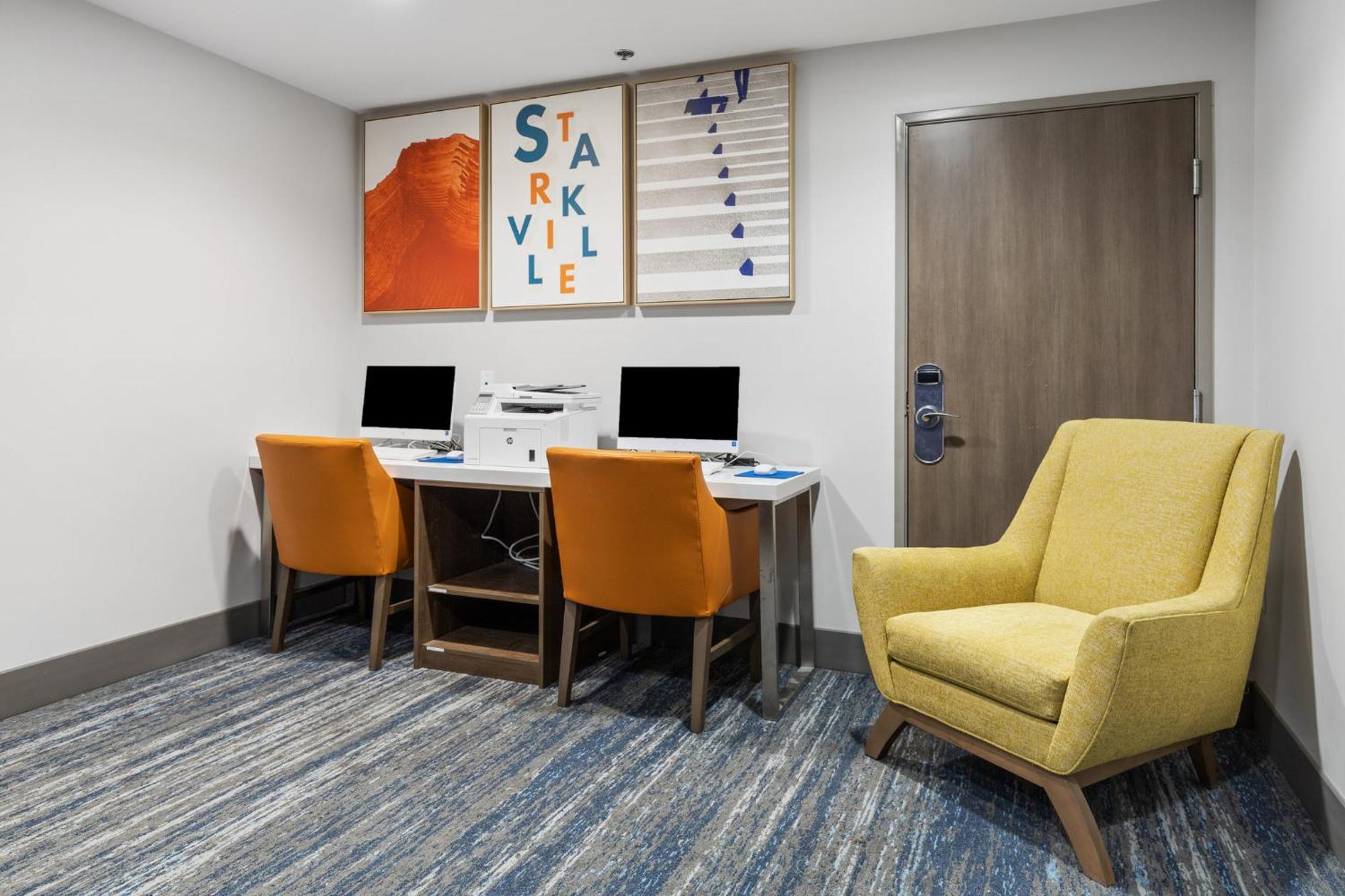 Holiday Inn Express Hotel & Suites Starkville, An Ihg Hotel Exteriör bild
